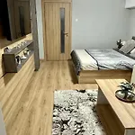 8 Apartman